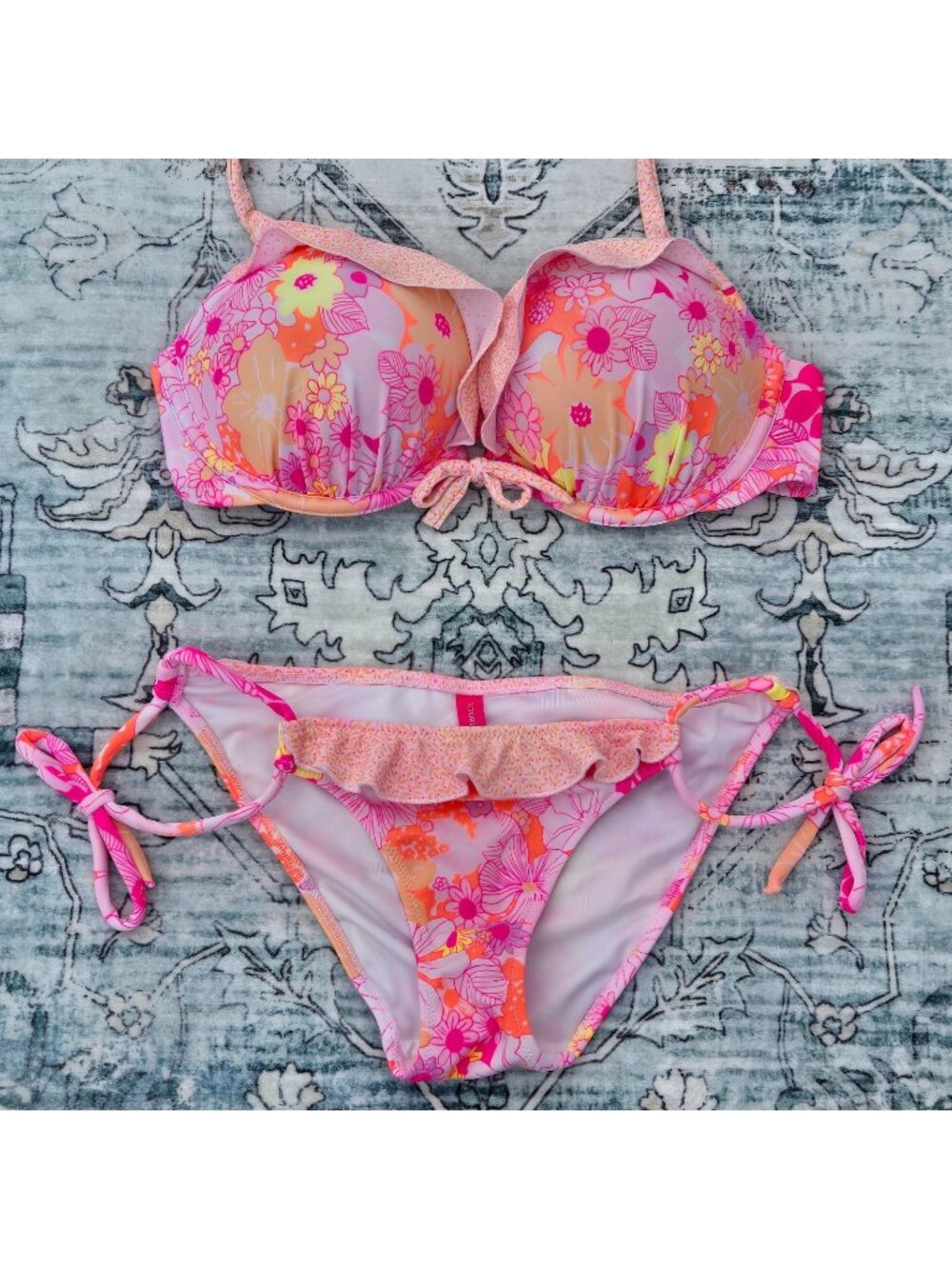 Victorias Secret 2013 Bombshell Bikini Pink Floral Push Up 34C Top XS Bottoms